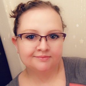 Meet your Posher, Evelyn